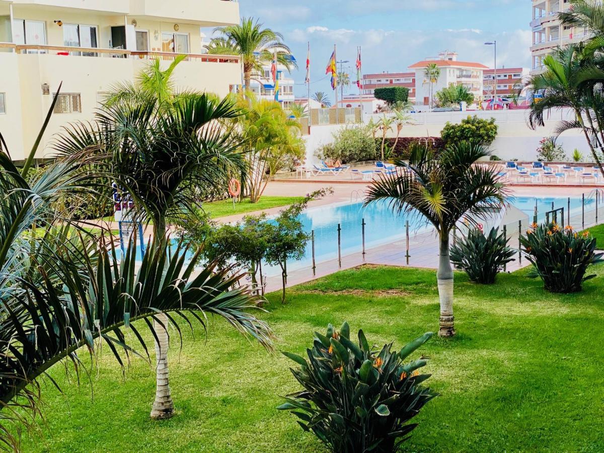 Orange And White Apartment In Yumbo San Bartolomé Εξωτερικό φωτογραφία